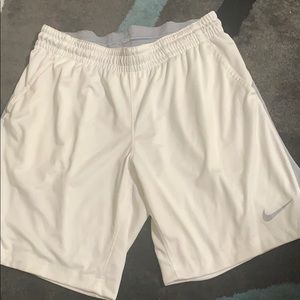 Women’s Large Nike Basketball Shorts